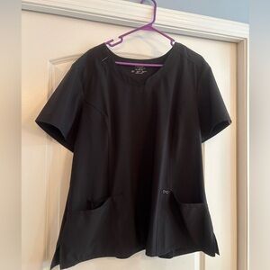 Cherokee Infinity scrub set. Top: 2XL Bottoms: XL Petite